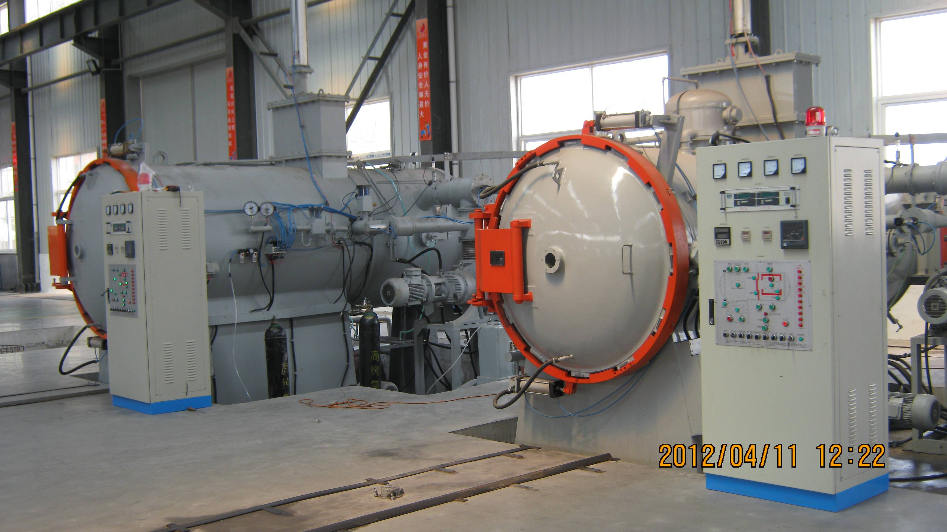 HQY2双室油淬气冷真空炉